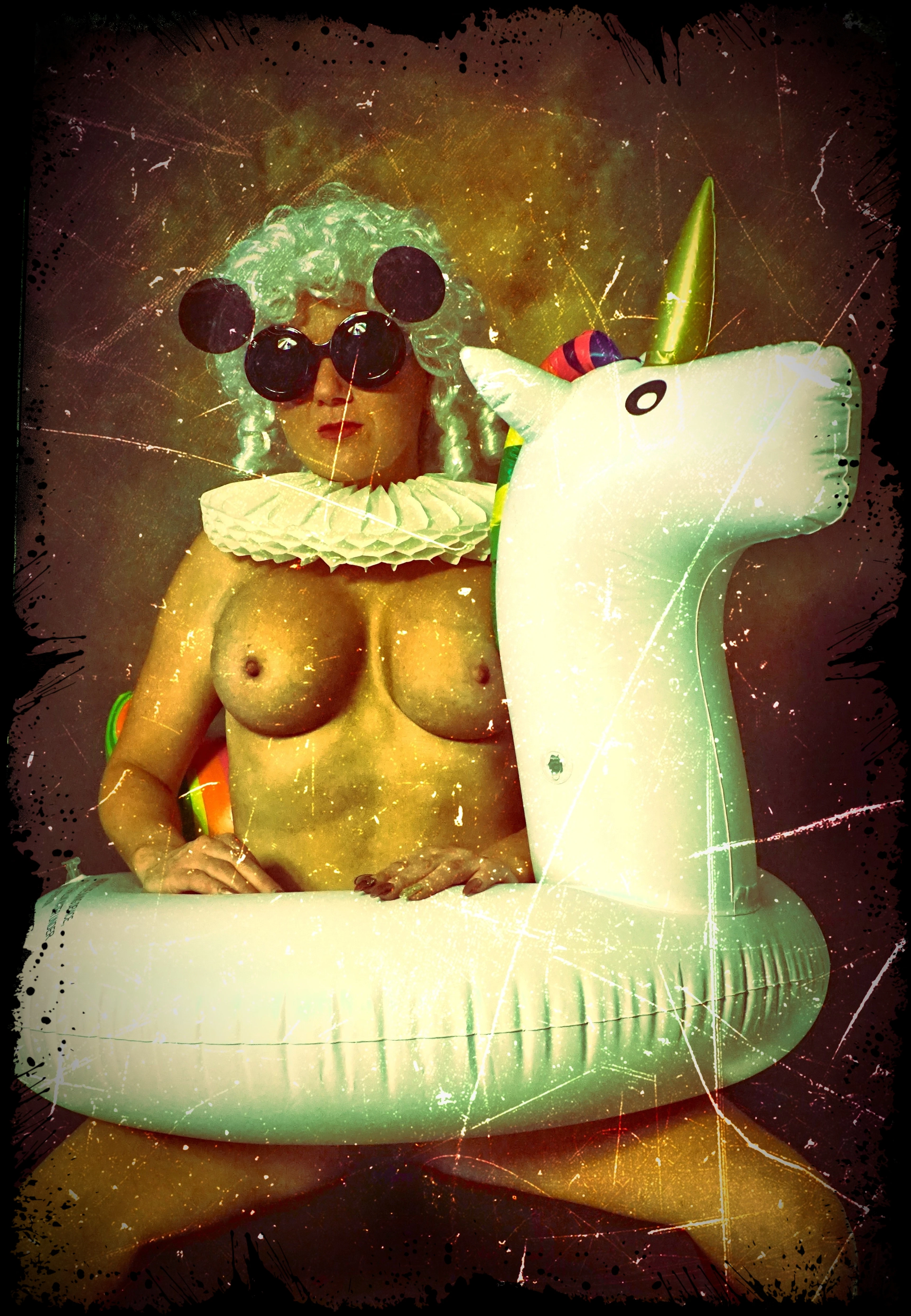 Gaudi.C - Une licorne à Deauville, 2021 - Photographie