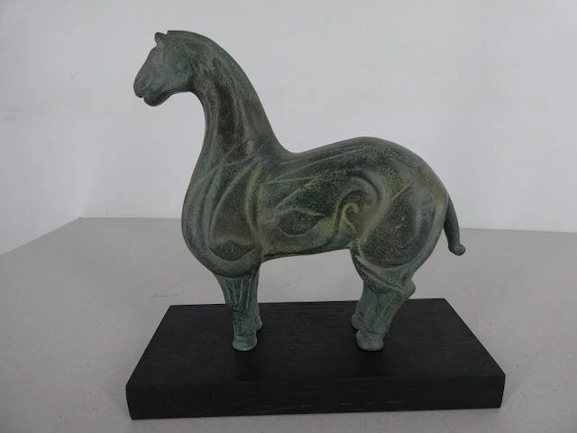Cheval antique chinois – Reproduction en résine