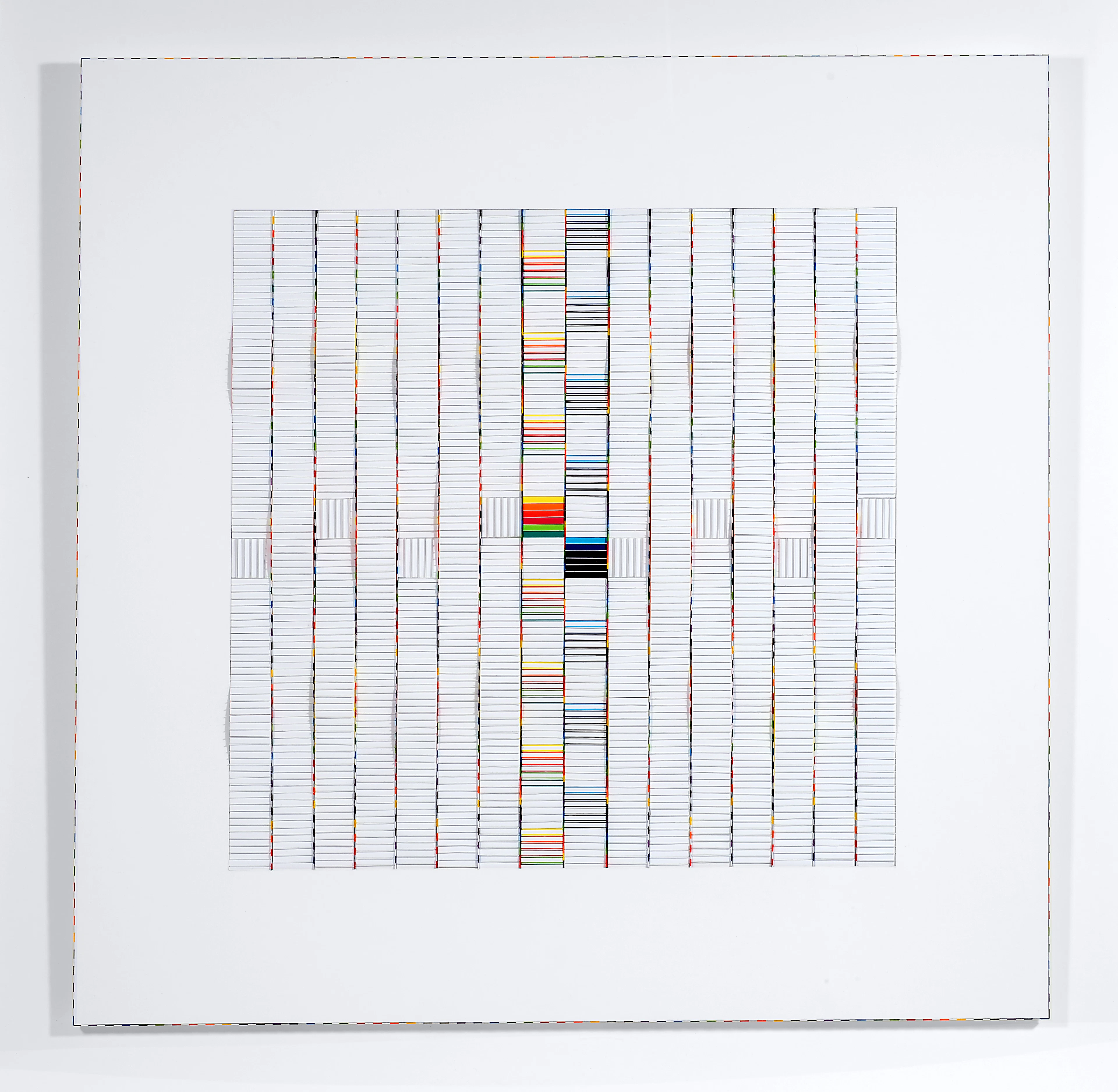 Françoise Luciani . Carré blanc ondulé. collage papiers sur carton