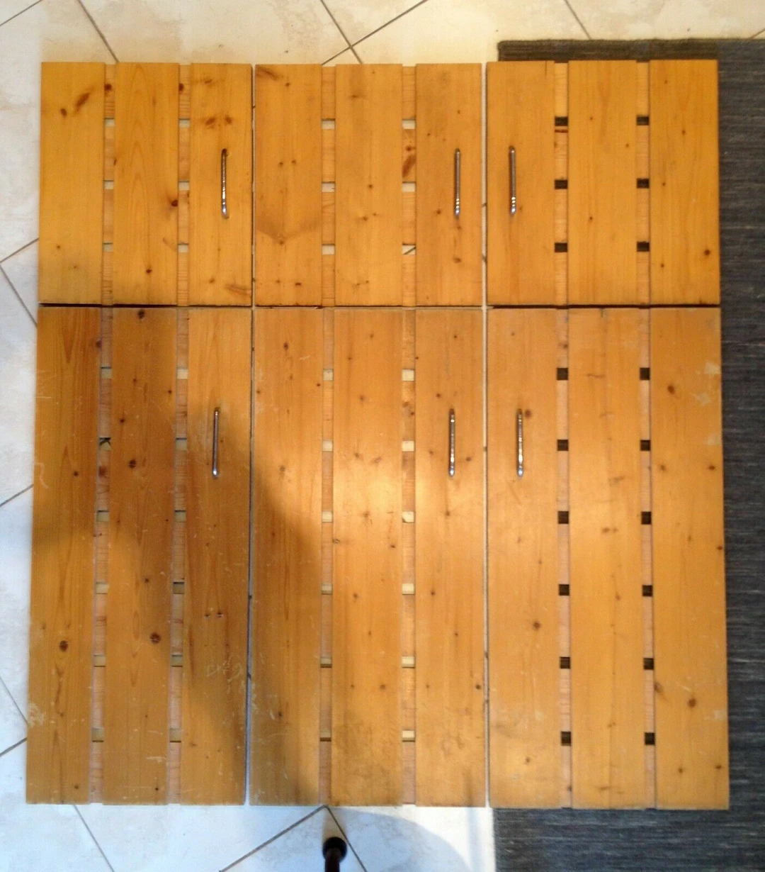 Charlotte PERRIAND - Ensemble de 6 portes de cuisine - Les Arcs 1600