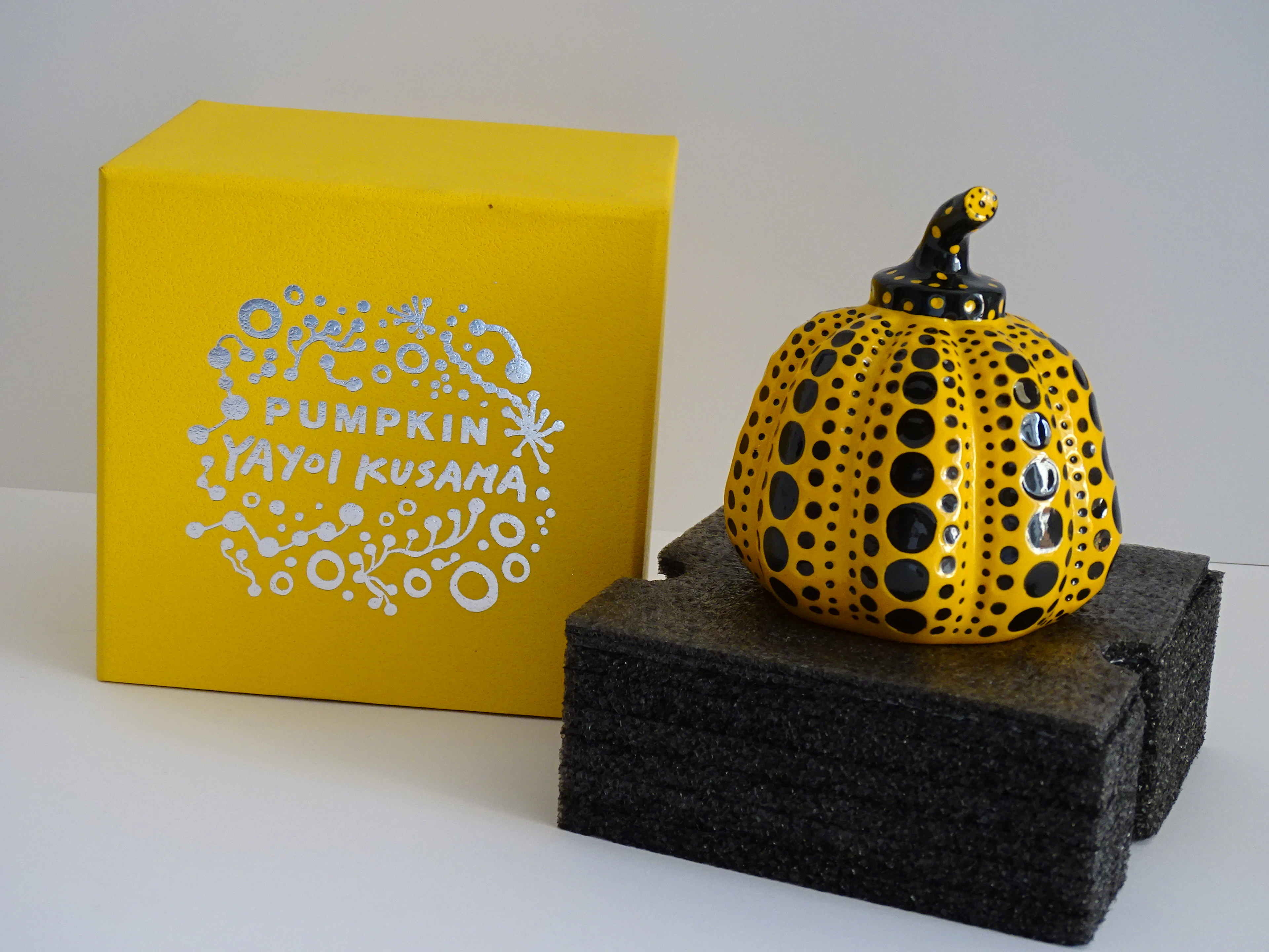 Yayoi Kusama - Citrouille