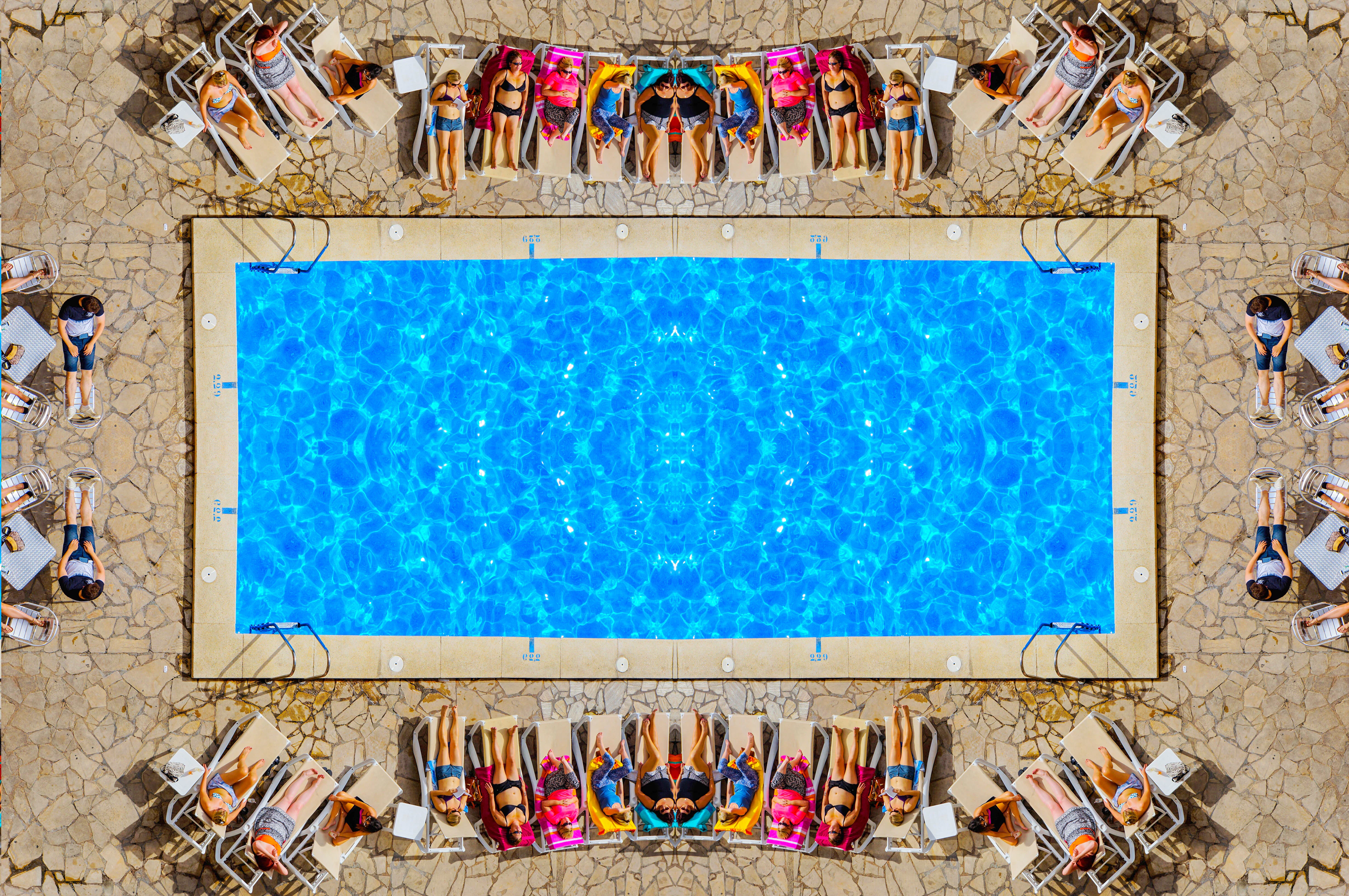 Gaudi .C -The-pool-on-the-sky, 2017 - Impression numérique