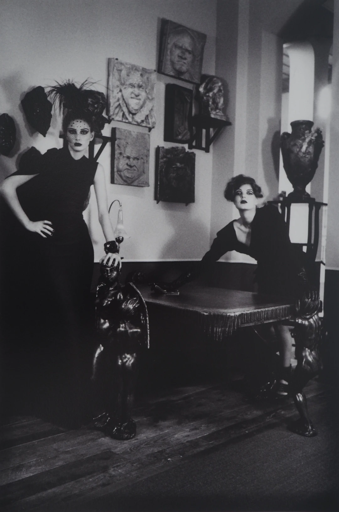 Irina IONESCO : Muses vêtues de noir, Tirage argentique original