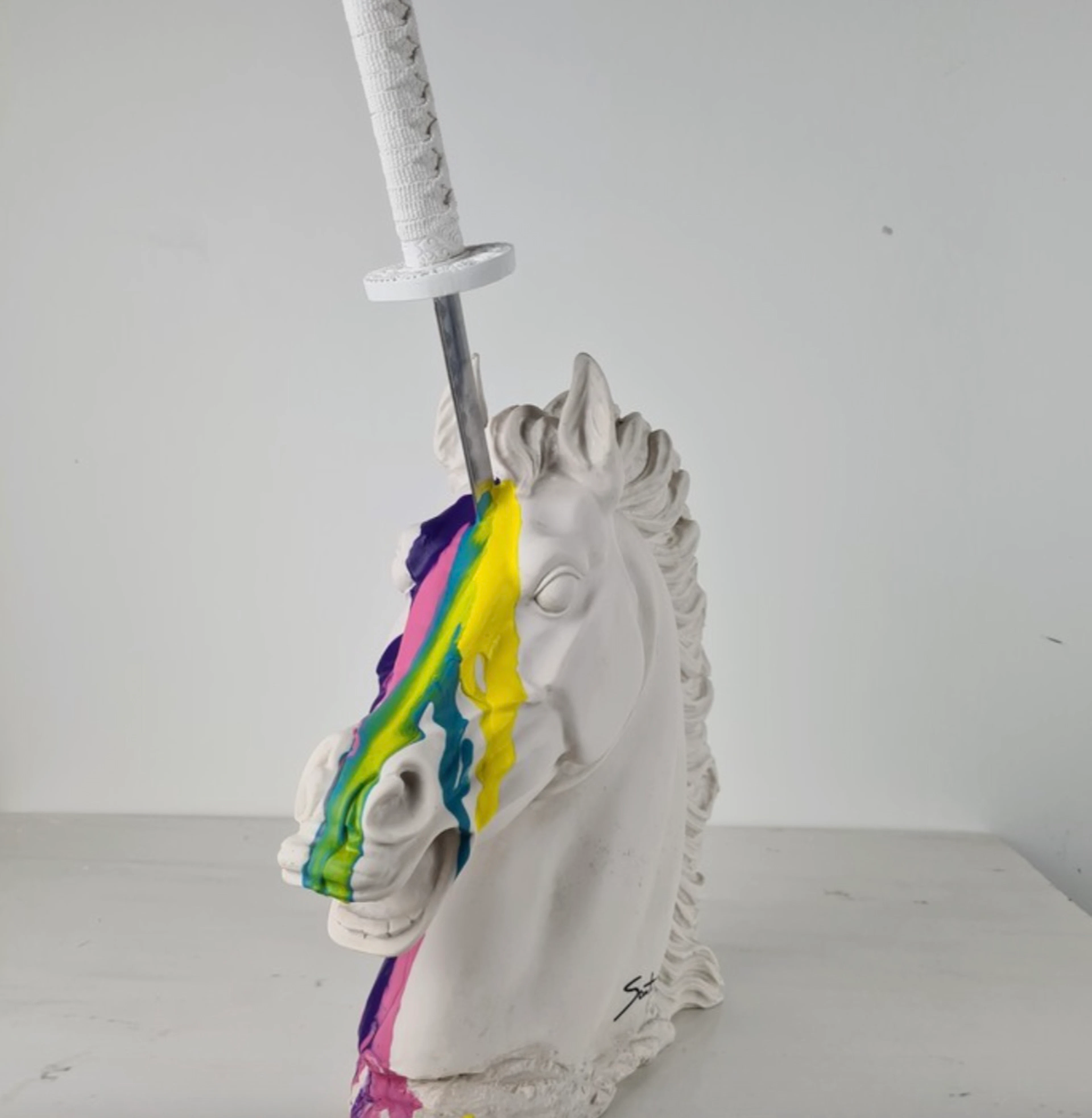 Santicri - Unicorn - Résine Peinte