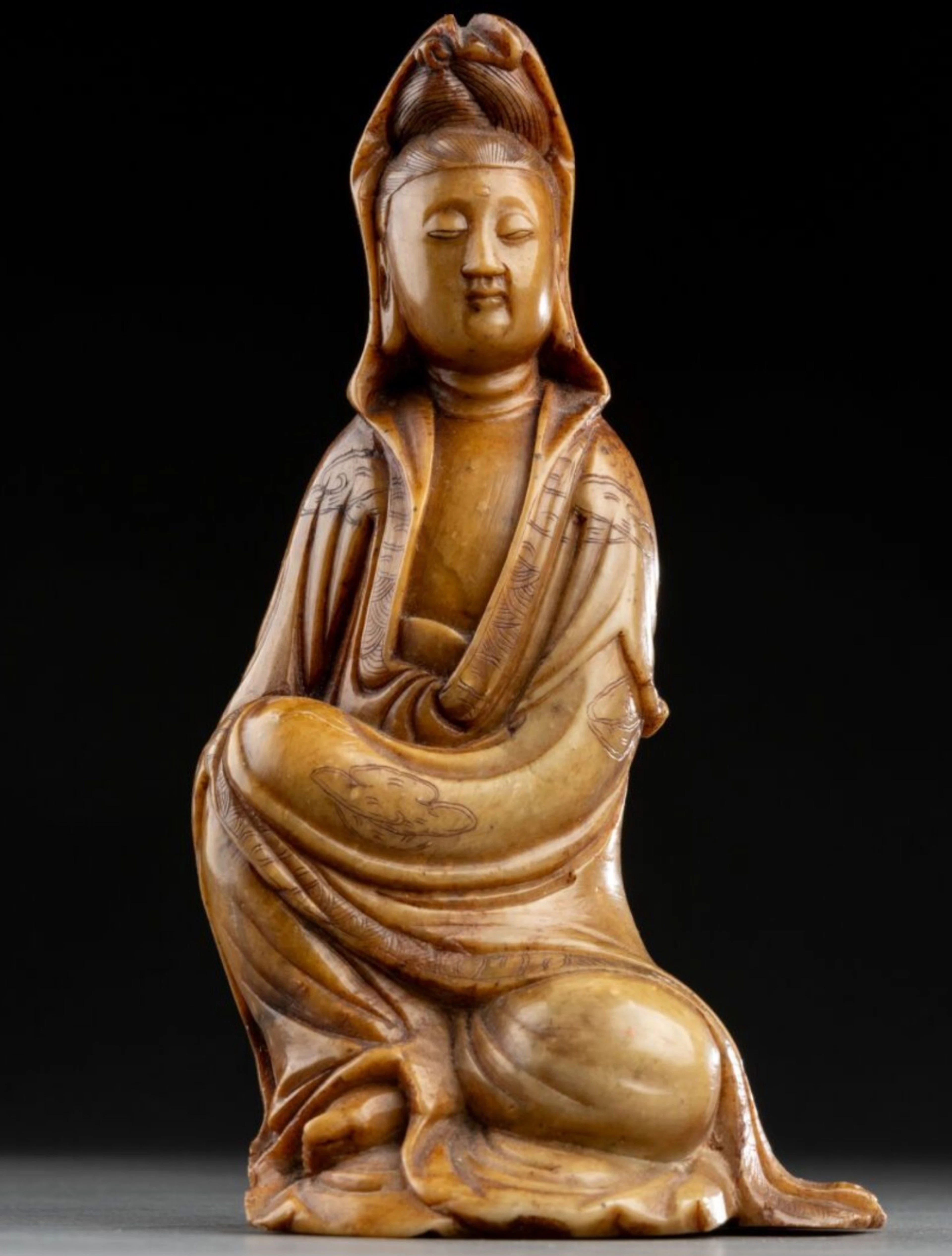 Guanyin en position assise