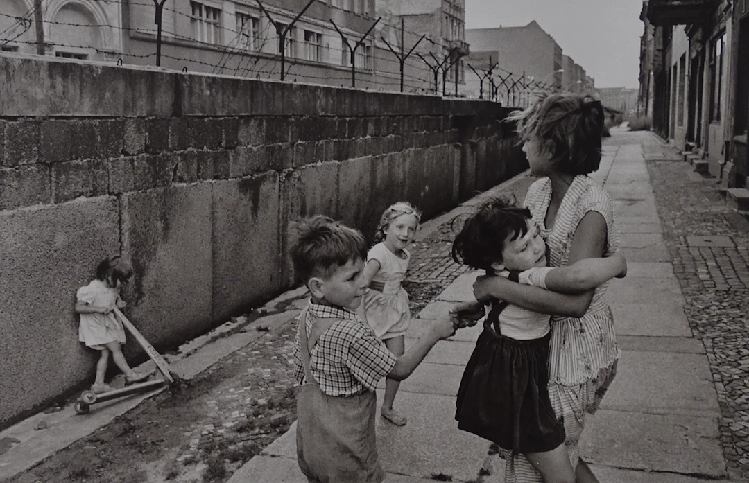 Henri Cartier-Bresson - Mur de Berlin - 1963 - Photolithographie