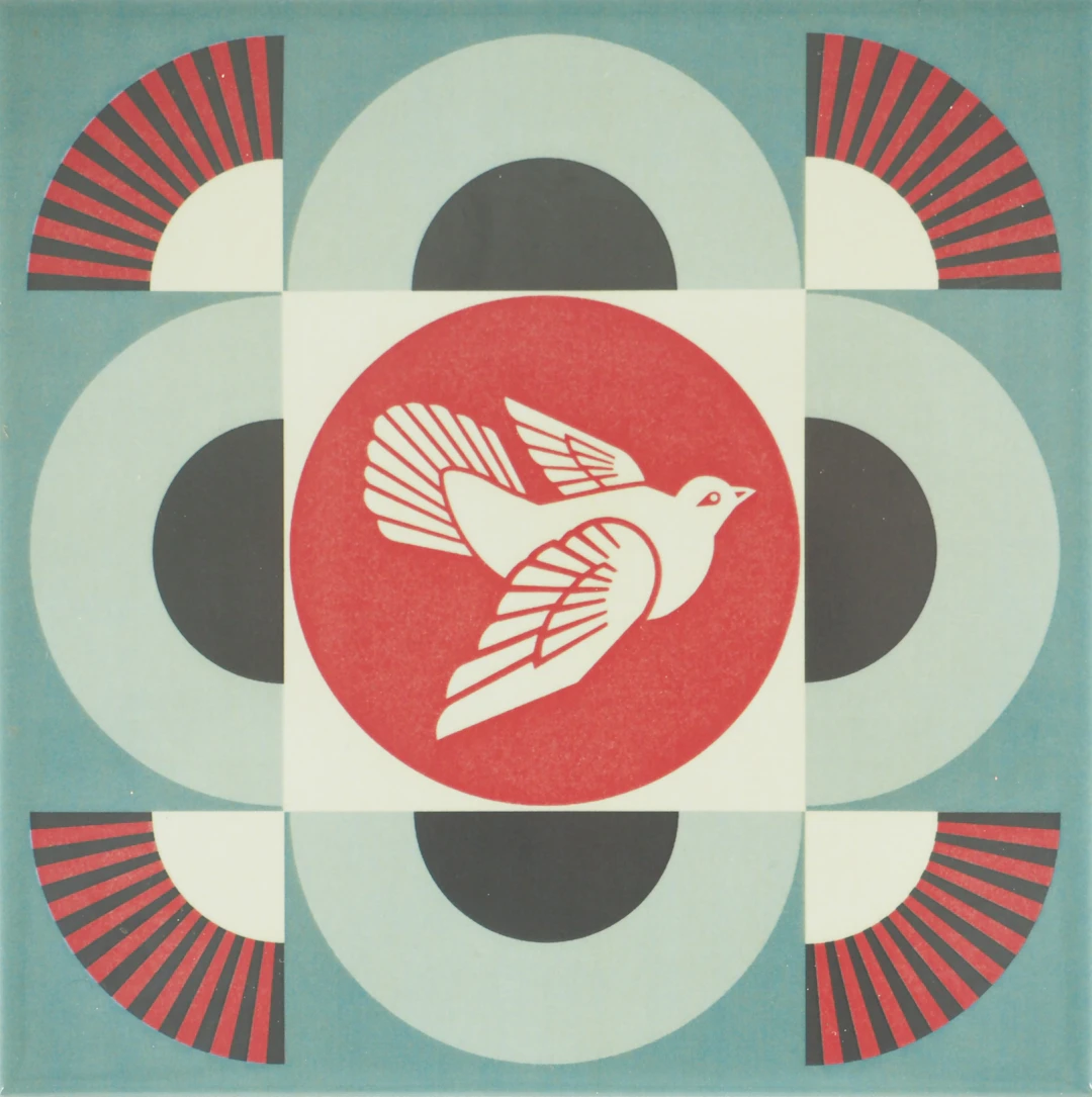 Shepard FAIREY (OBEY) : Geometric dove (blue) - Céramique signée