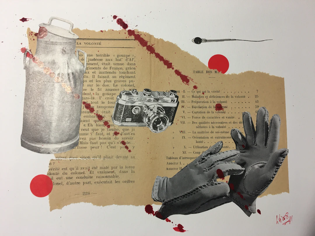 Christophe STOUVENEL - No Sense Sherlock , 2018 - Collage signé
