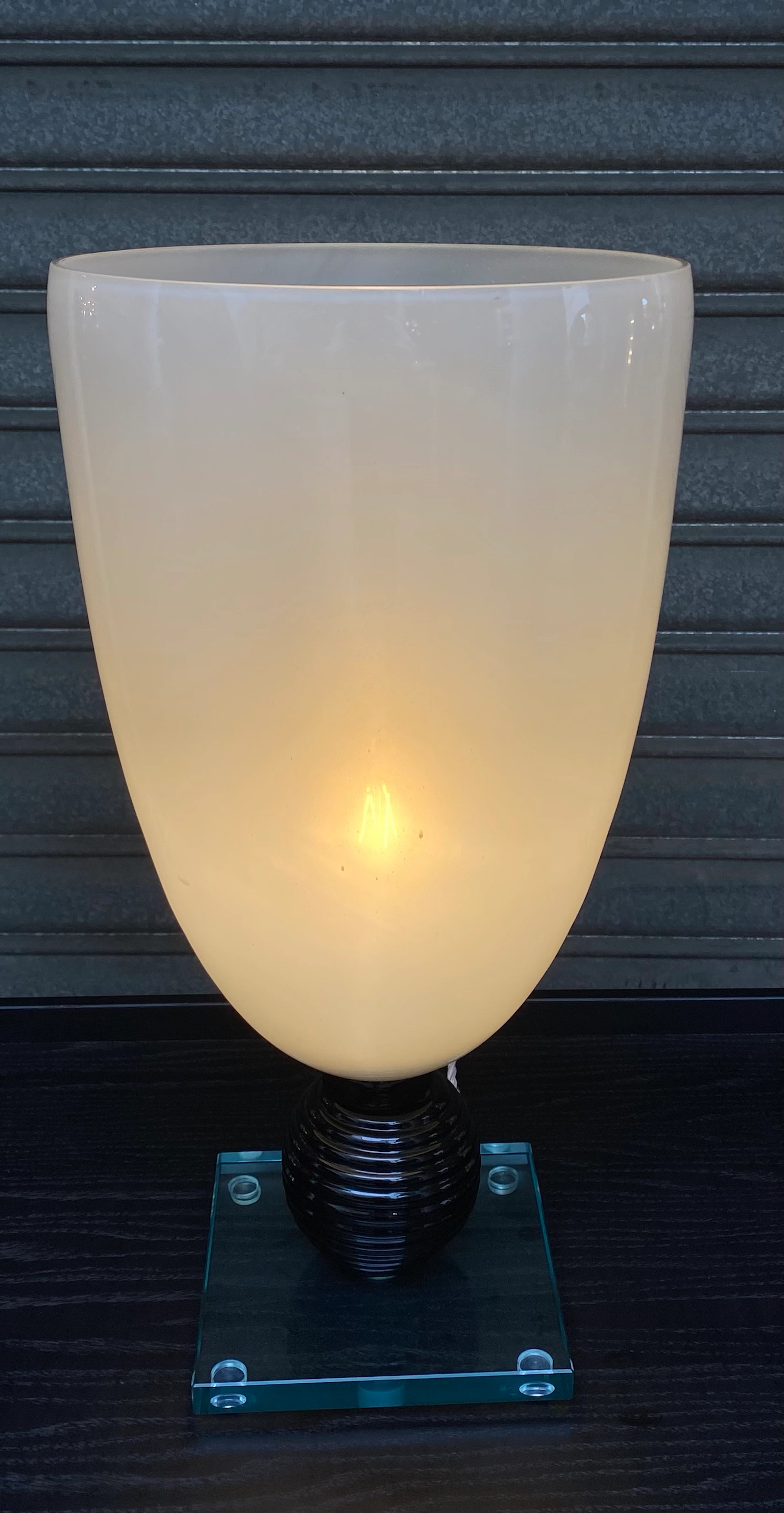 Lampe blanche en verre de Murano Circa : 1980
