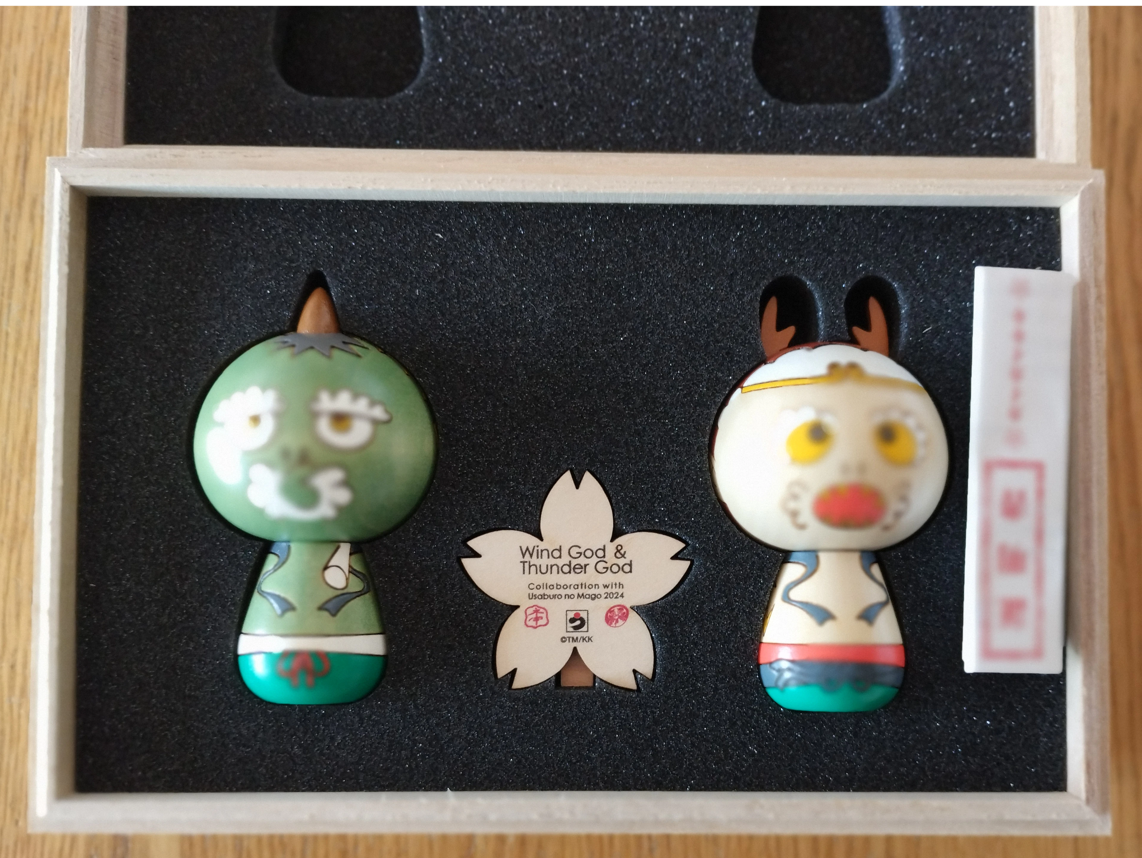 Takashi Murakami - Fujin & Raijin Kokeshi Set