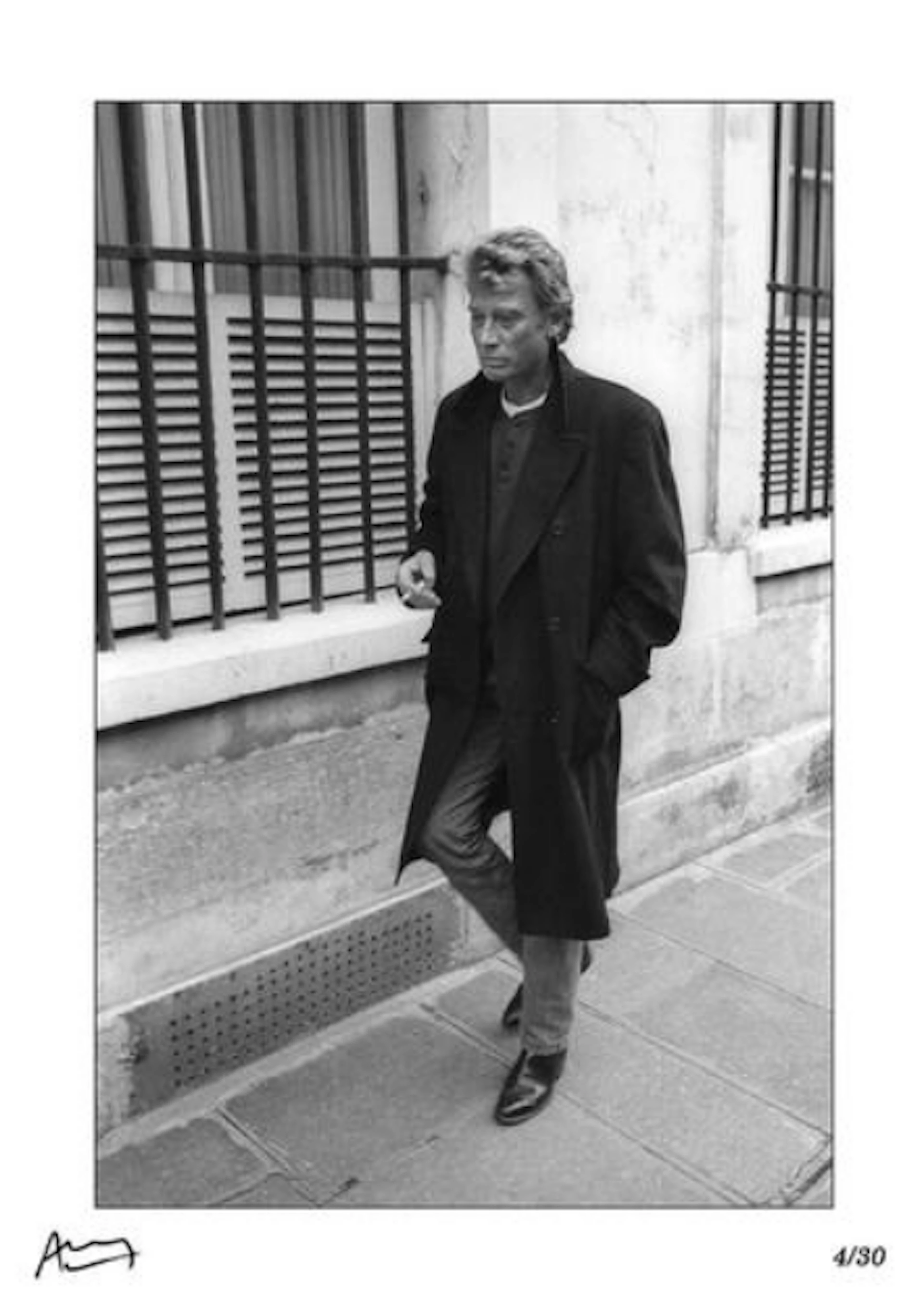 Francis APESTEGUY - Johnny Hallyday, Seul dans la rue à Paris, 1987