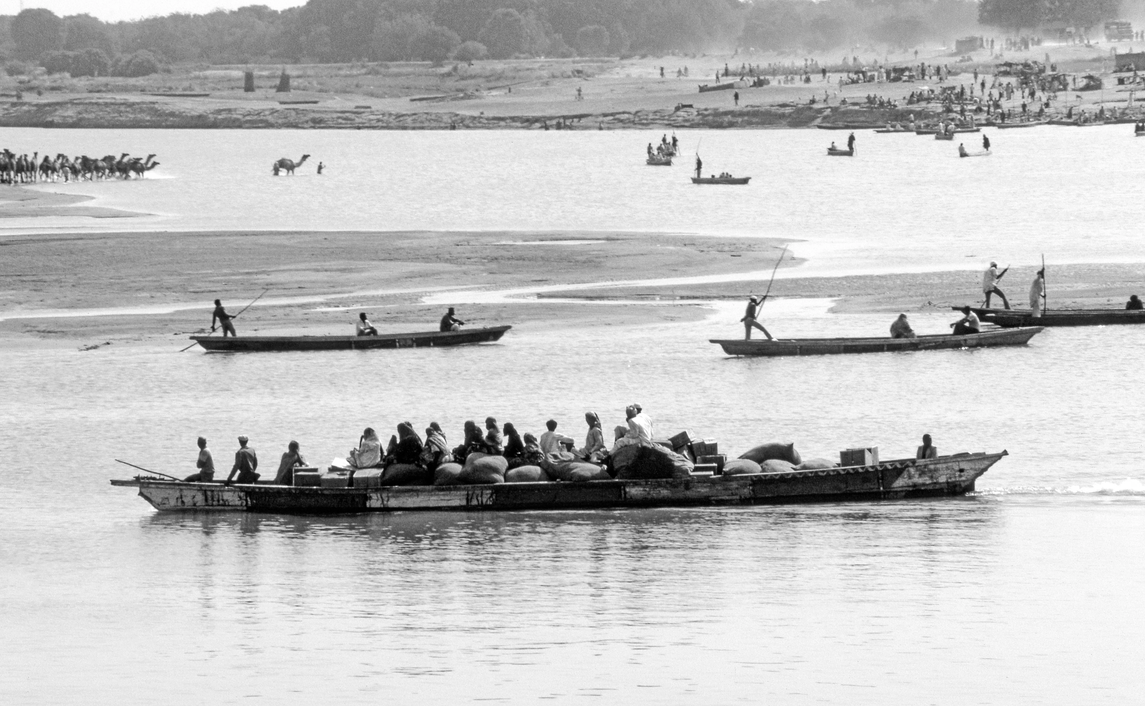 Jose Nicolas - José NICOLAS (1956) Tchad 1983, fleuve Chari Tirage argentique
