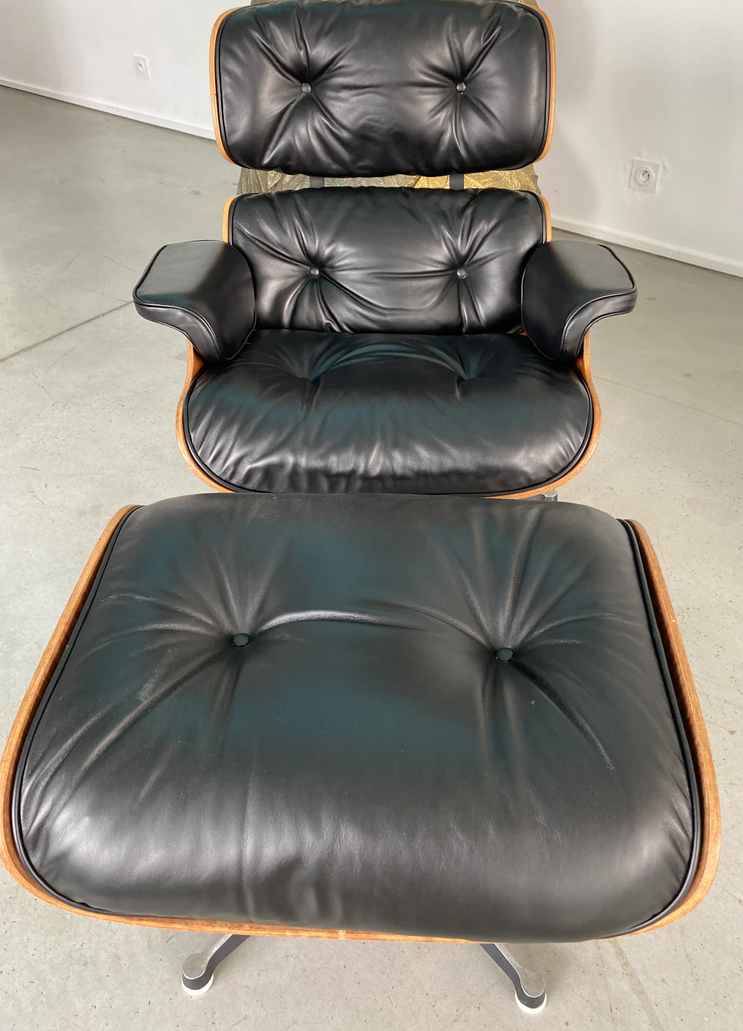 Charles et Ray Eames . Lounge chair et ottoman .