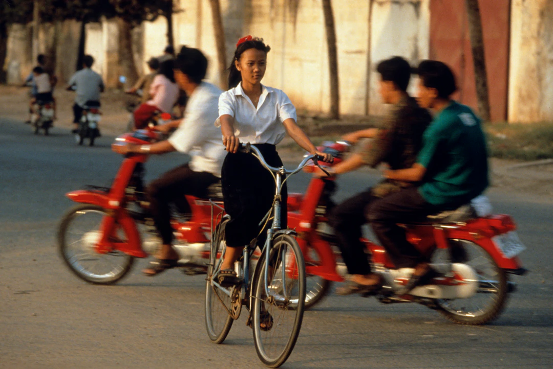José NICOLAS - Phnom Penh, Cambodge 1992 -Tirage argentique