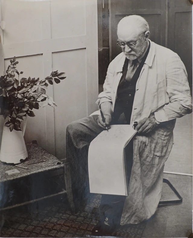 BRASSAÏ - Henri Matisse dans son atelier, 1944 - Photo argentique