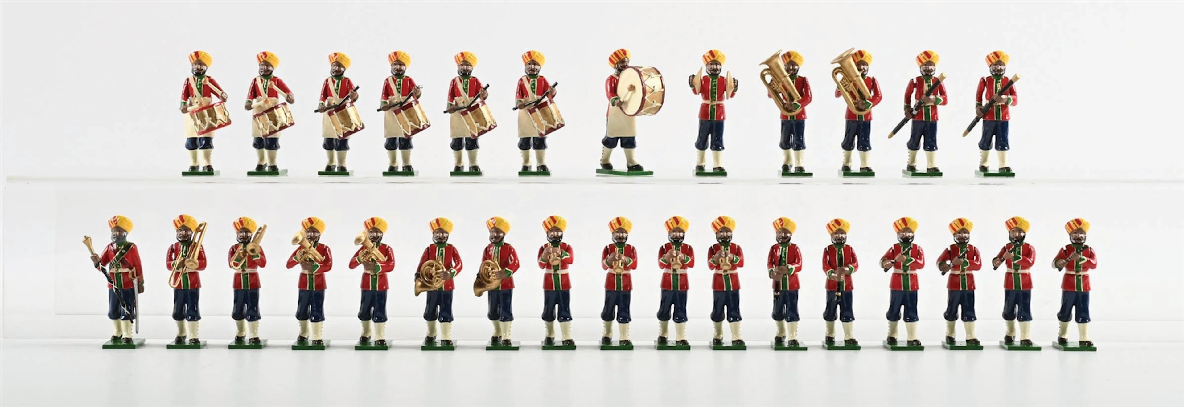 TROPHY MINATURES THE RAJAS INDIAN ARMY MARCHING BAND