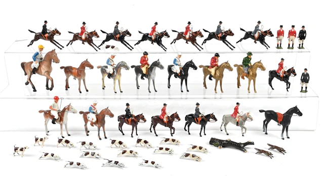 BRITAINS HUNT & ALLTOY JOCKEYS, 47 PIECES