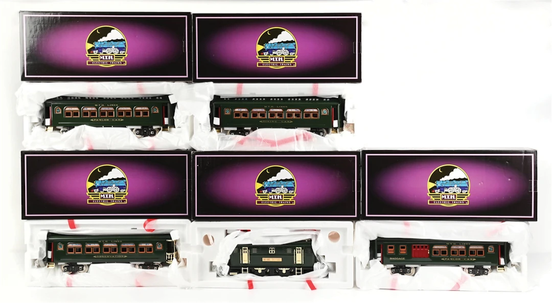 LOT OF 5: MTH 9E ELECTRIC LOCOMOTIVES AND PASSENGER CARS SETS IN BOXES