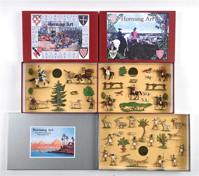 LOT OF 3: HORNUNG ART HUNT SETS