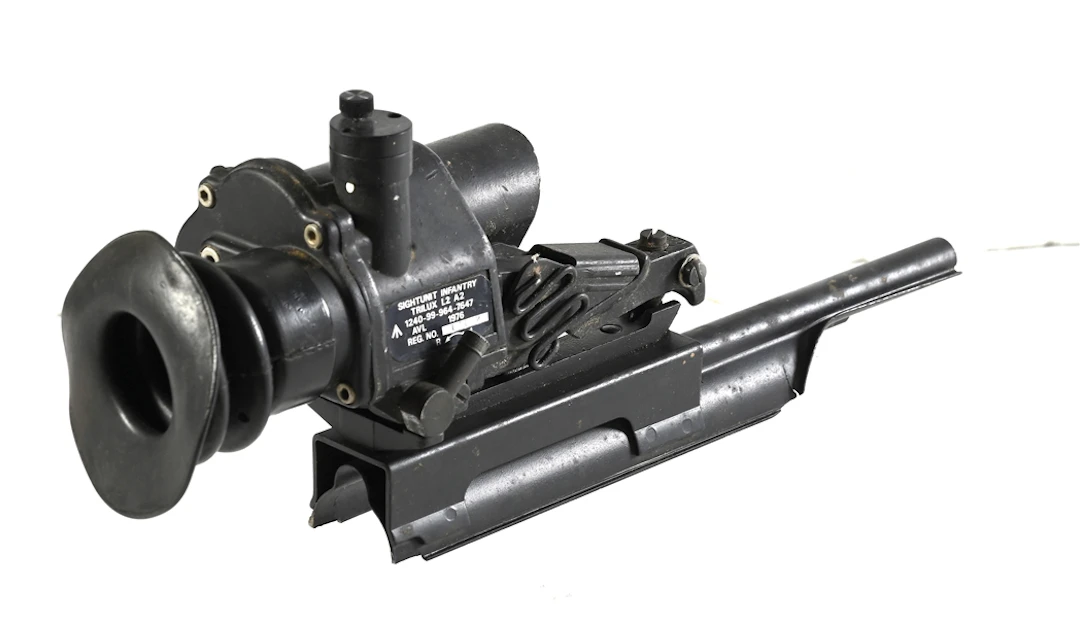 TRILUX L2A2 SIGHT.