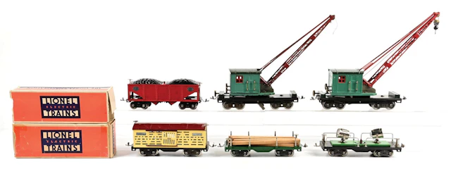 LOT OF 6: PRE-WAR LIONEL STANDARD GA. ASSORTED FREIGHT CARS W/ 2 BOXES