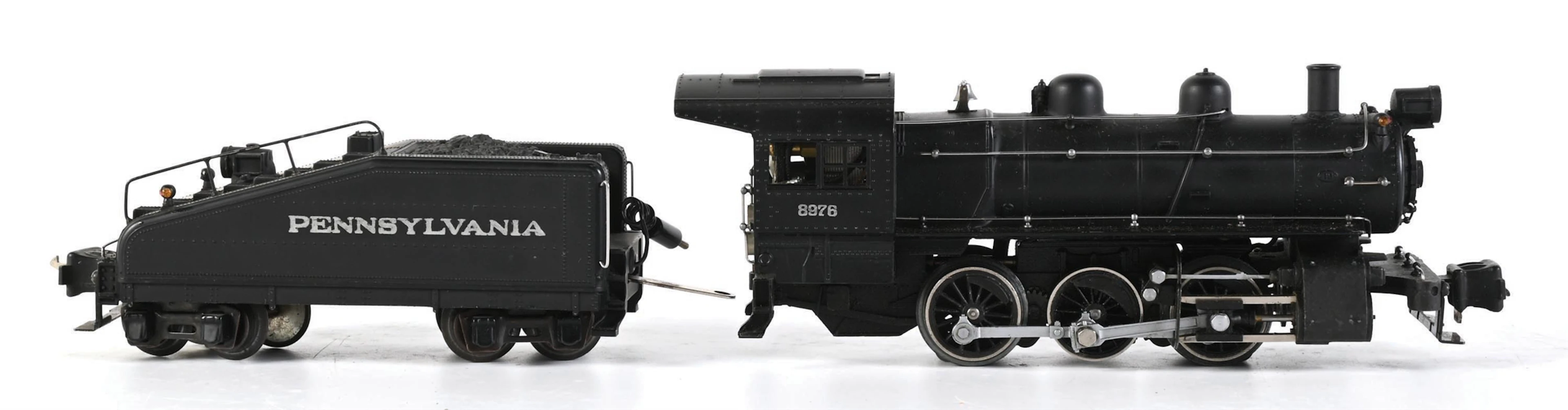PRE-WAR LIONEL O-GA. NO. 230 PRR 0-6-0 STEAM SEMI-SCALE SWITCHER LOCOMOTIVE