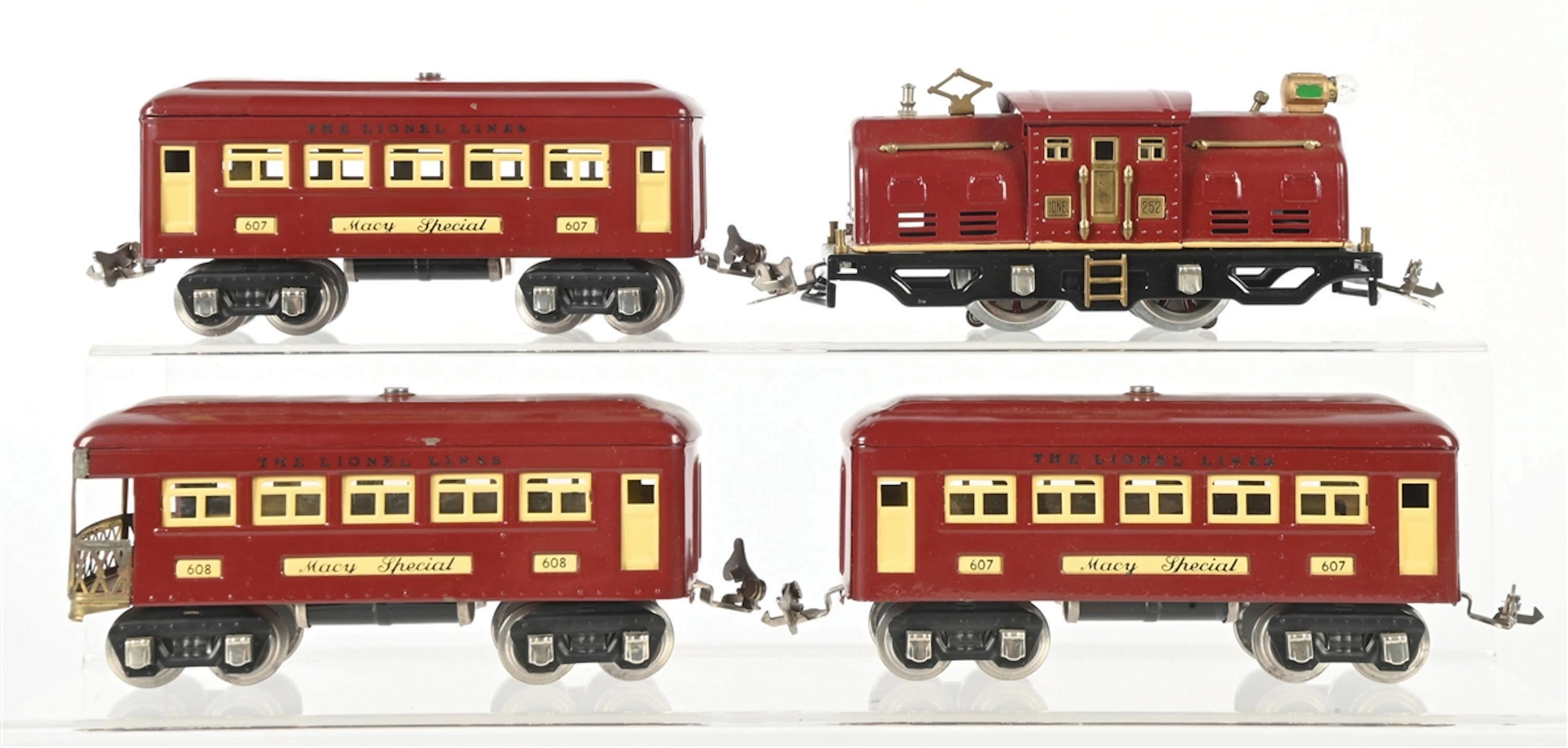 RESTORED LIONEL PREWAR O. GAUGE NO. 252 MACYS SPECIAL PASSENGER SET