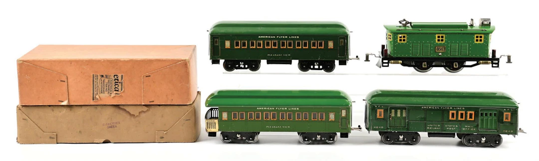 PRE-WAR AMERICAN FLYER PRE-WAR STANDARD GA. NO. 4643 ELECTRIC LOCOMOTIVE