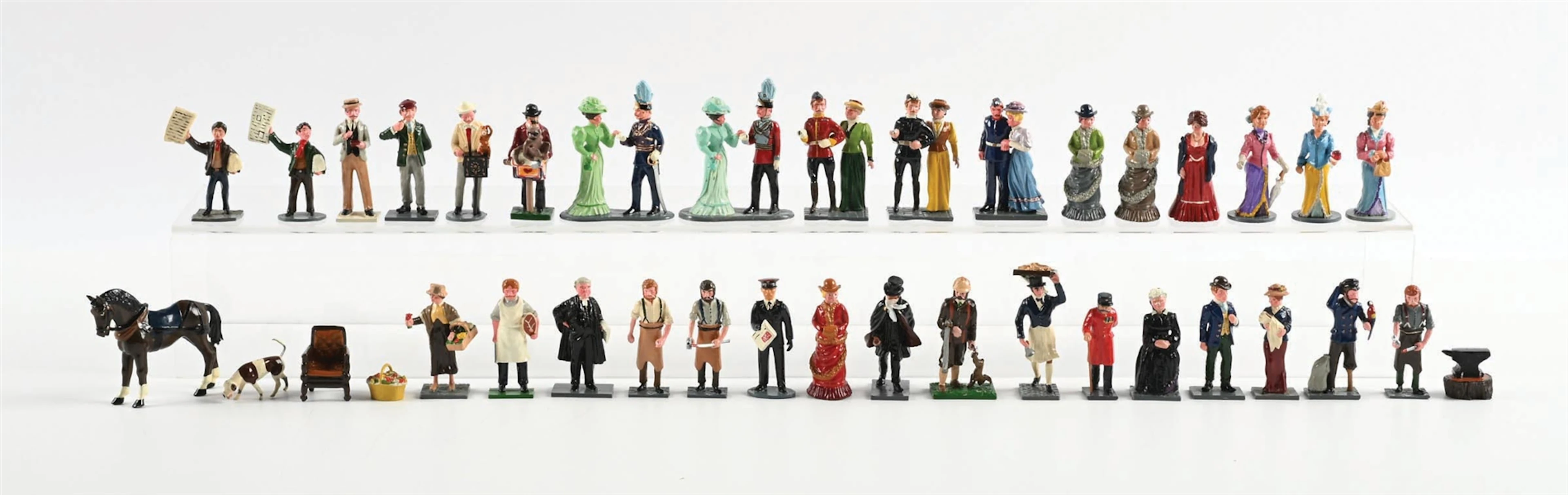 TROPHY MINIATURES TOWN & AROUND ASSORTMENT