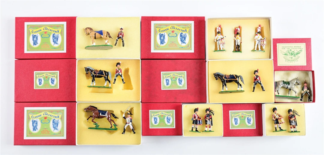 LOT OF 8: TROPHY MINIATURES NAPOLEONIC WARS