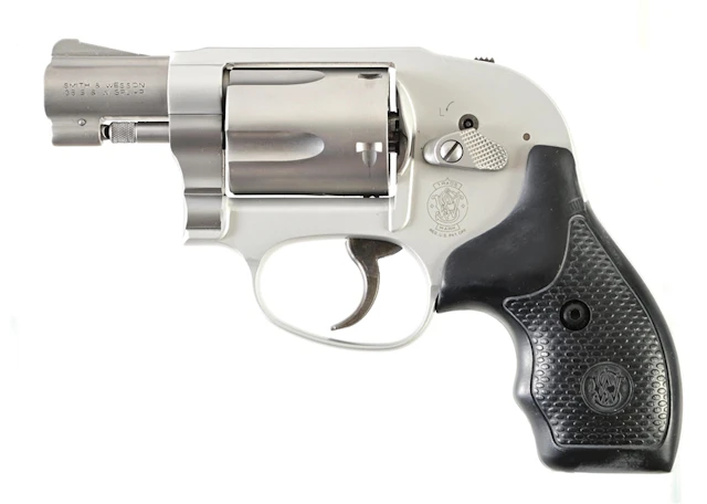 (M) SMITH & WESSON MODEL 638-3 DOUBLE ACTION REVOLVER WITH BOX