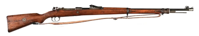 (C) SPANDAU G98 MAUSER BOLT ACTION RIFLE.
