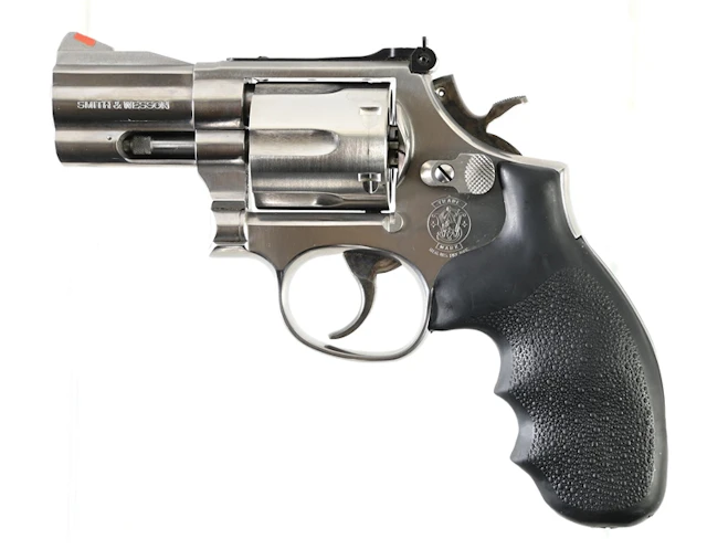 (M) SMITH AND WESSON MODEL 686-4 DOUBLE ACTION REVOLVER WITH FACTORY BOX.