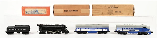 LOT OF 2: POST-WAR LIONEL O-GA. NO. 2367 WABASH F-3 DIESEL LOCOMOTIVES