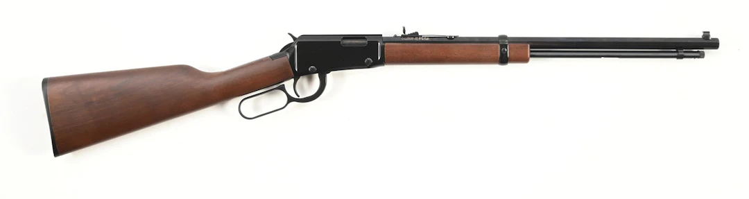 (M) HENRY LEVER ACTION OCTAGON BARREL .22 CARBINE WITH BOX
