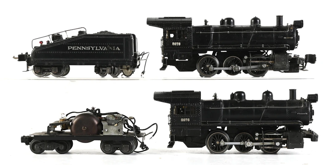 LOT OF 2: LIONEL SEMI-SCALE SWITCHERS NO. 227 & 232 W/ TENDERS