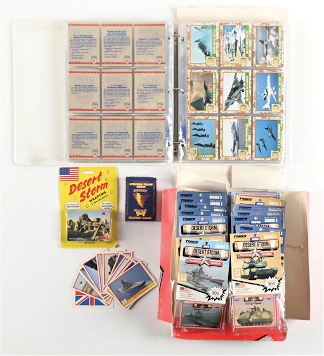 LARGE COLLECTION OF DESERT STORM TRADING CARDS