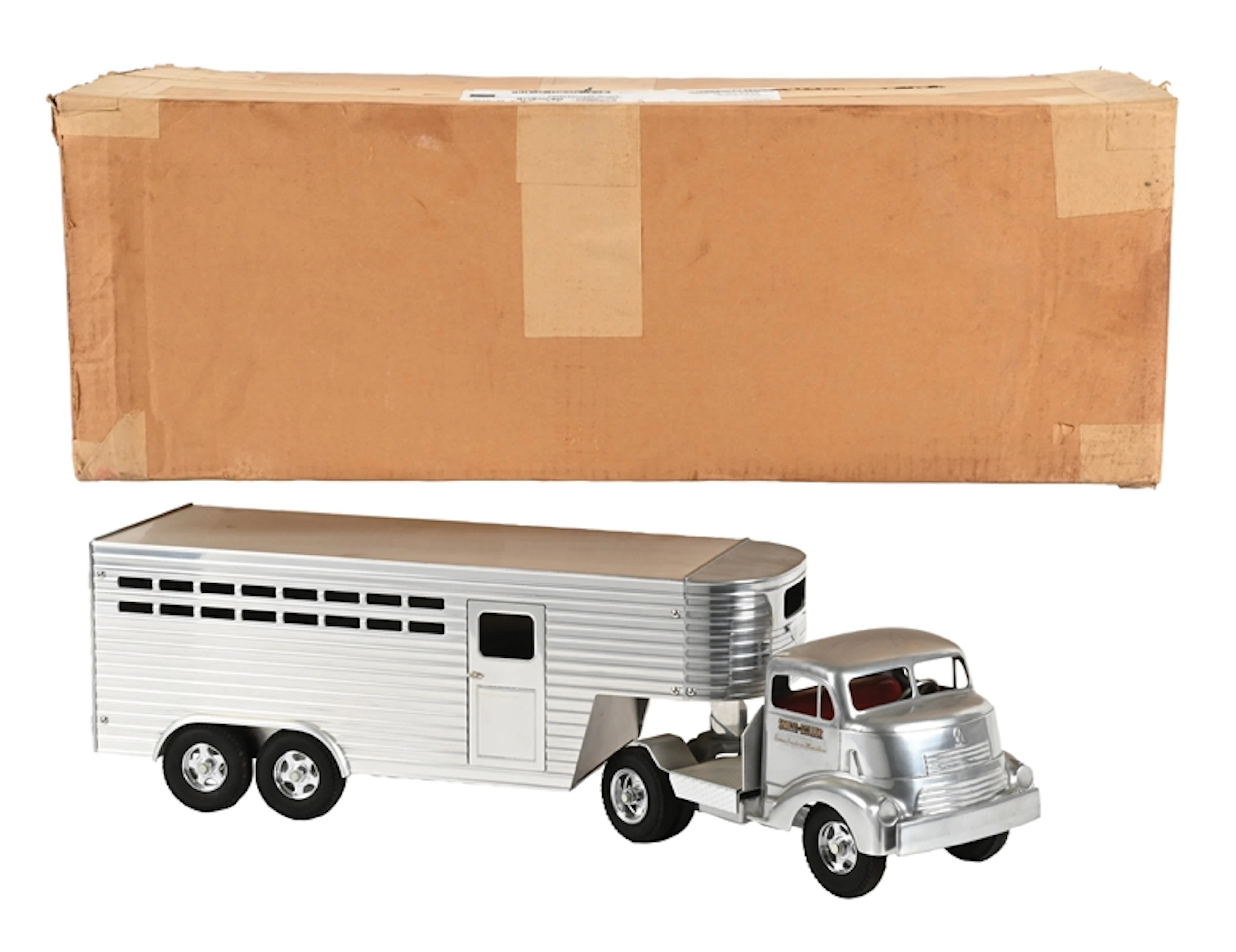 LOT OF 2: FRED THOMPSON SMITH MILLER HORSE TRANSPORT TRUCK WITH BOX