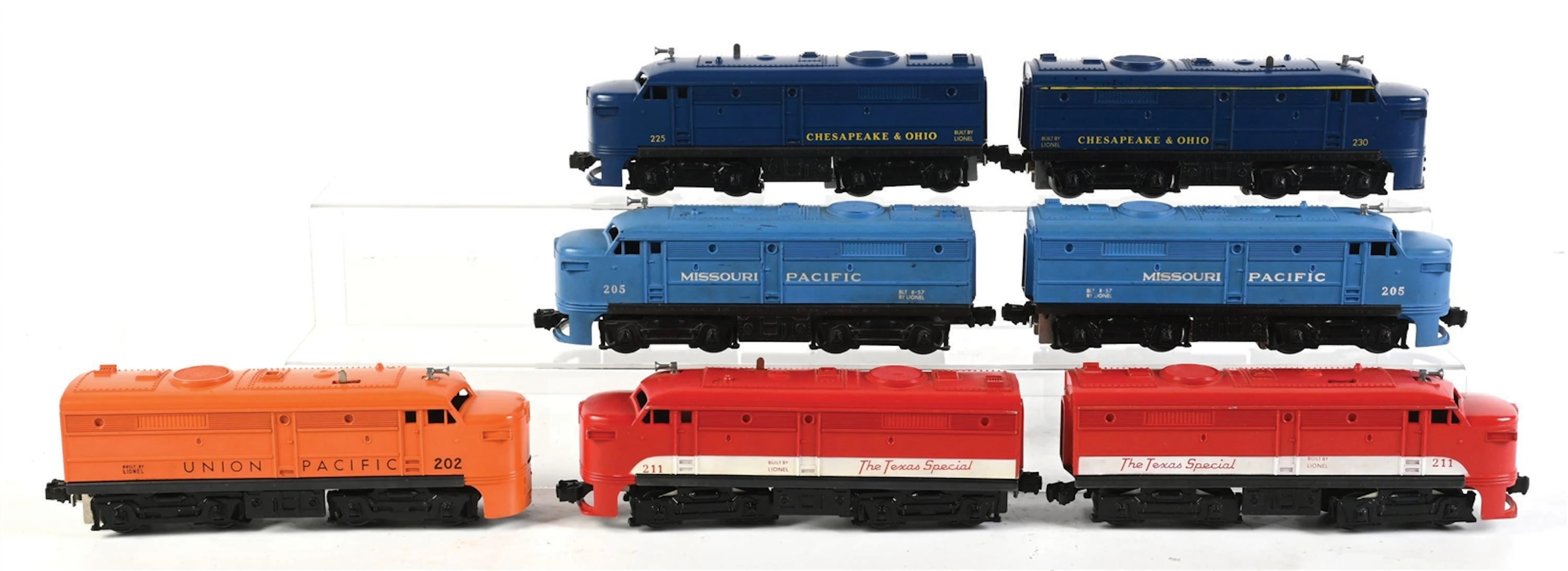 LOT OF 7: POST-WAR LIONEL O-GA. ASSORTED DIESEL LOCOMOTIVES