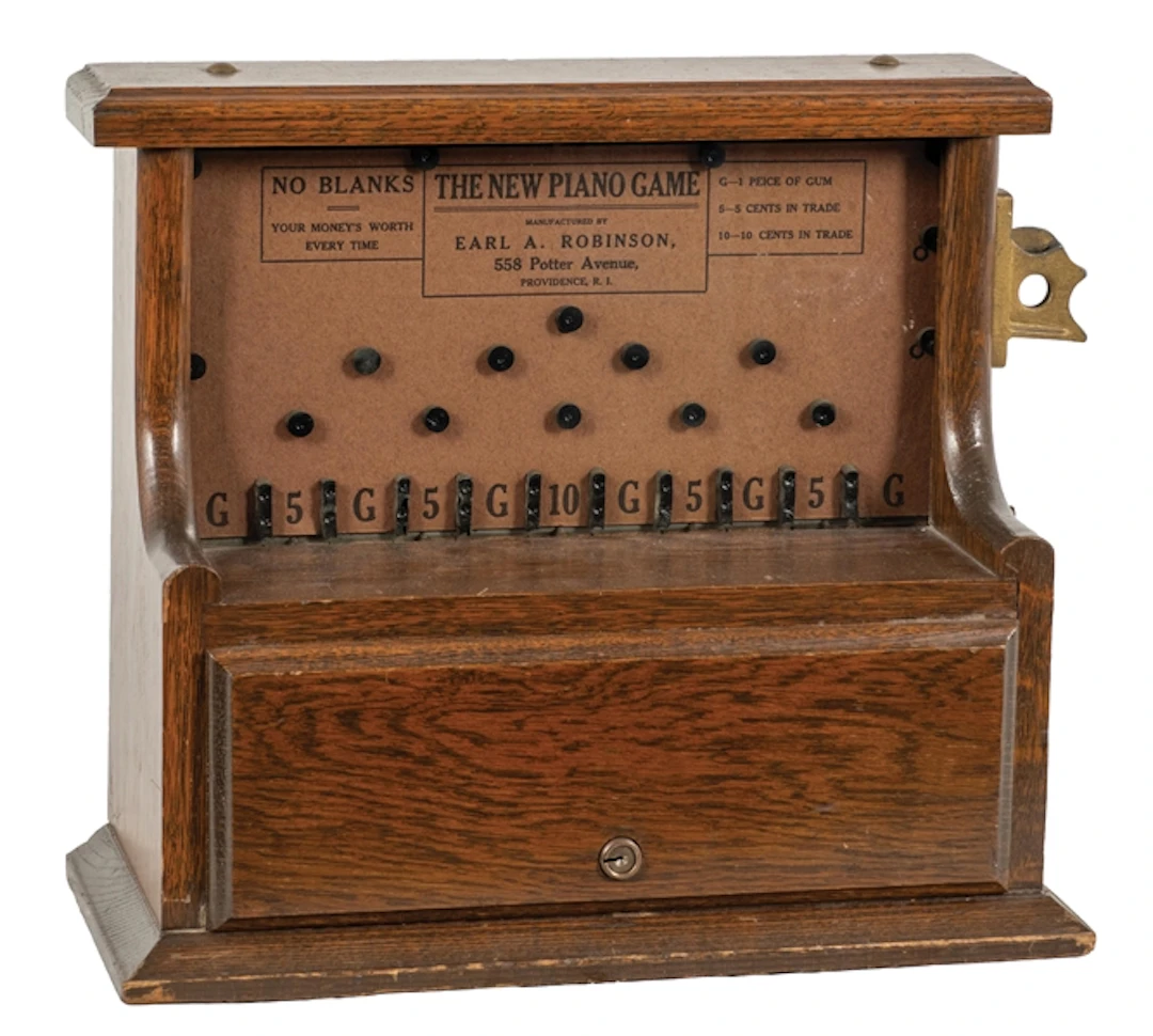 "THE NEW PIANO GAME" COIN OPERATED PENNY FLIP TRADE STIMULATOR