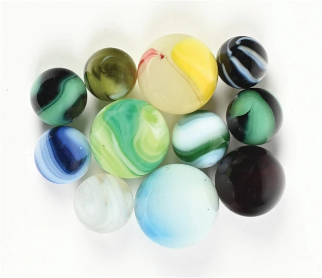 LOT OF 11: MARBLES