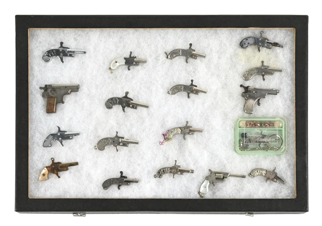LOT OF 17: VINTAGE MINIATURE CAP GUNS