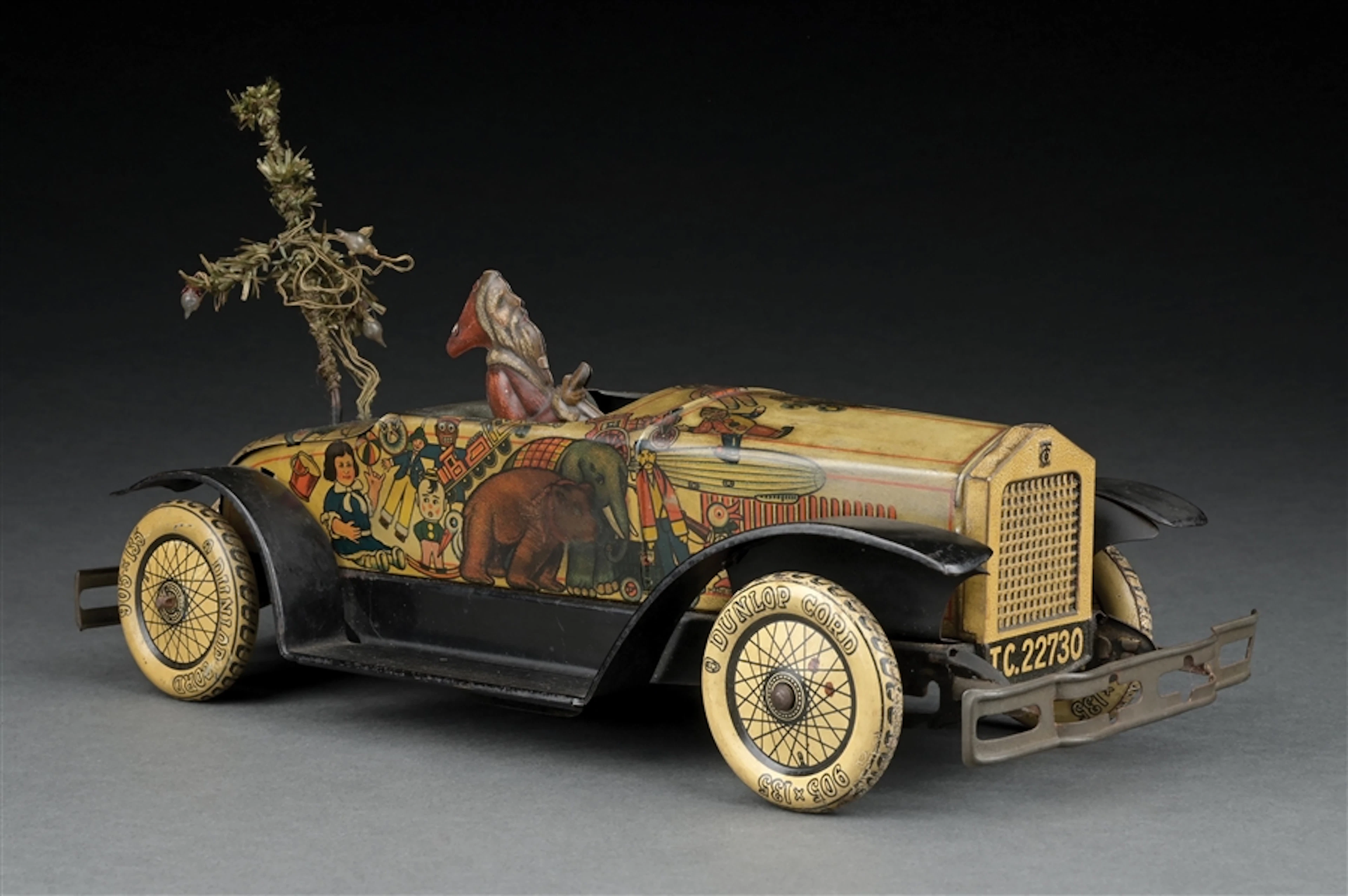 RARE GERMAN TIPPCO TIN LITHO WIND-UP SANTA CLAUS CAR
