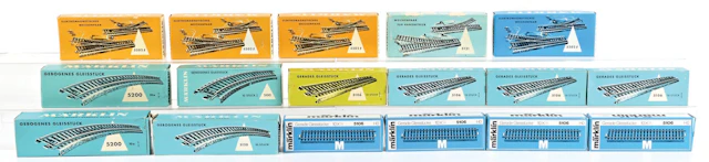 LOT OF 17: BOXED MARKLIN HO-GA. ASSORTED TRAIN TRACK