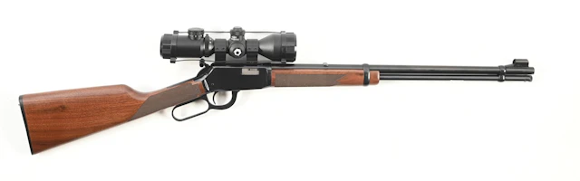 (M) WINCHESTER MODEL 9422 LEVER ACTION RIFLE WITH BOX.