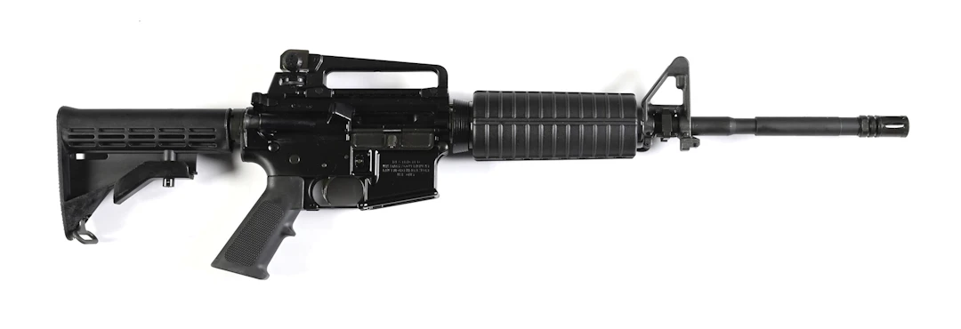(M) COLT LAW ENFORCEMENT CARBINE AR-15 SEMI-AUTOMATIC RIFLE.