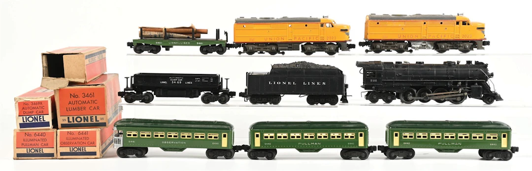 LOT OF 9: 1945-1950 LIONEL TRAINS