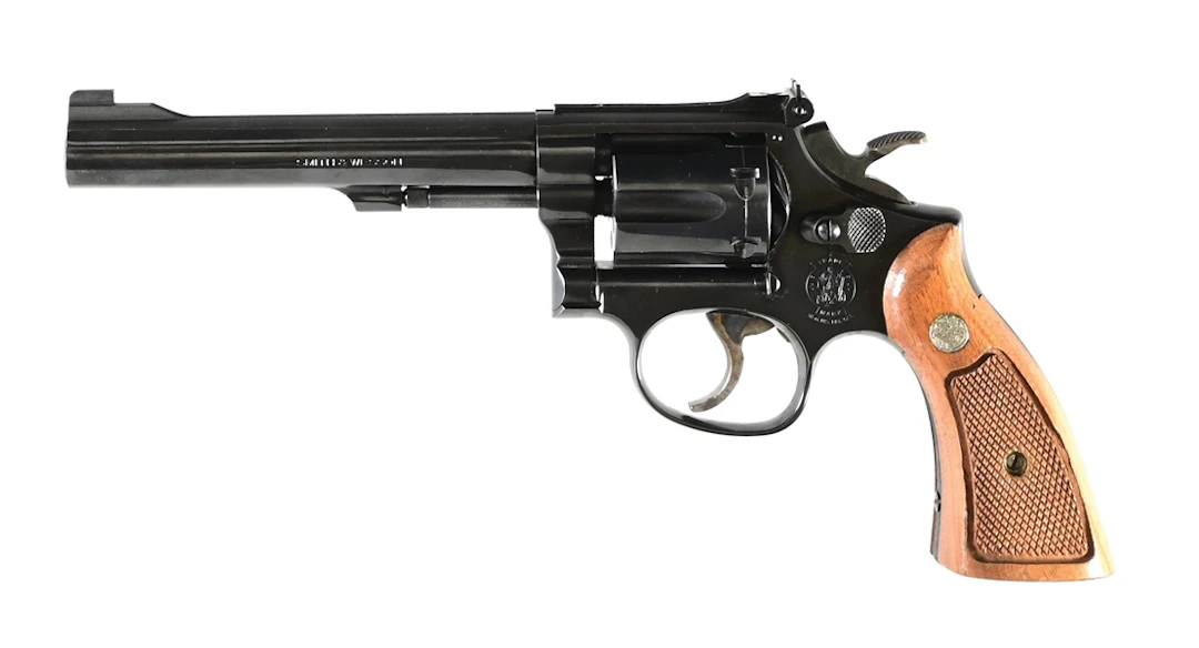 (M) SMITH & WESSON MODEL 17-6 DOUBLE ACTION REVOLVER.