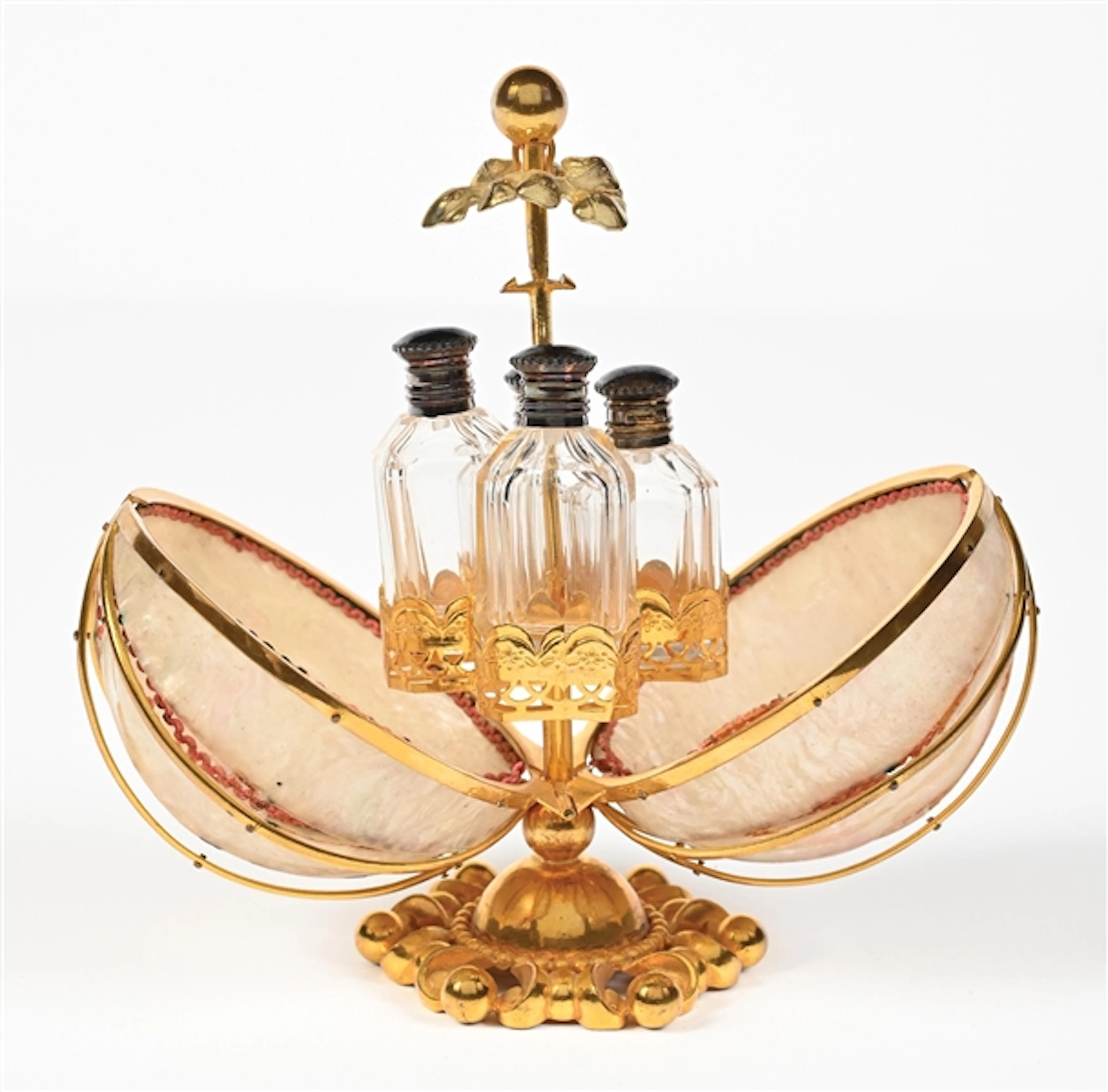 PALAIS ROYAL MOTHER OF PEARL VANITY PERFUME CASE WITH 4 PERFUME BOTTLES