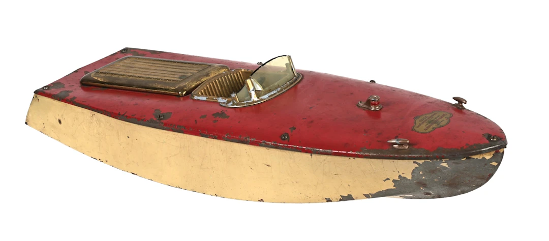 CALWIS INDUSTRIES LTD. ORKIN CRAFT TOY POND SPEEDBOAT